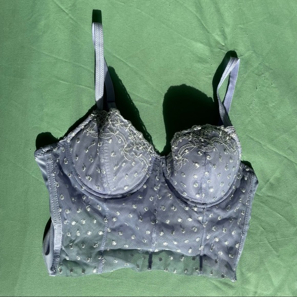 Dainty Lavender bralette/bustier - Picture 2 of 3